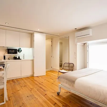 Appartamento Combro Boutique Cozy In The Centre Lisbona