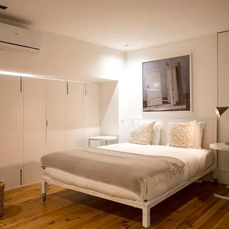 Апартаменты Combro Boutique Cozy In The Centre *